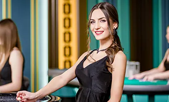 Hình ảnh đội ngũ chuyên nghiệp của mm8833 đang làm việc
